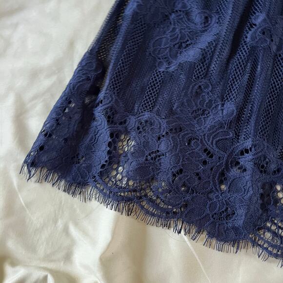 Blue Lace Overlay Sweetheart Neckline Blouse Plus Sz 2X Cruise Coastal Beach - Picture 3 of 13